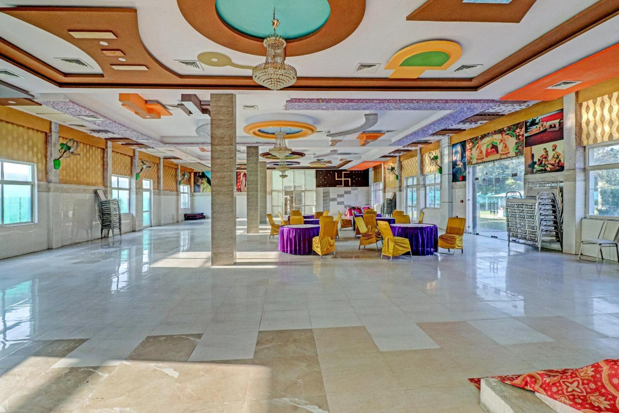Capital O Kanha Resort Sikandra Rao Exterior foto